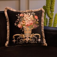 Figurative_Flower_Cushion_EY230-01