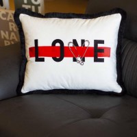 Lone_Cushion_EY276-01